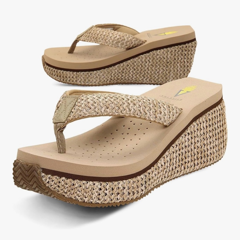 VOLATILE Island Wedge Sandals size US 8 Women’s